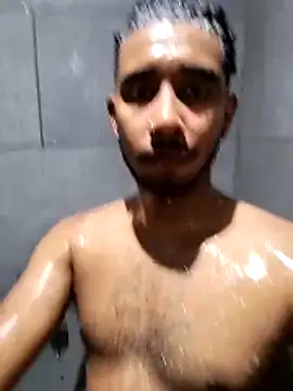 Elcrespo69 online show from April 15, 6:19 pm