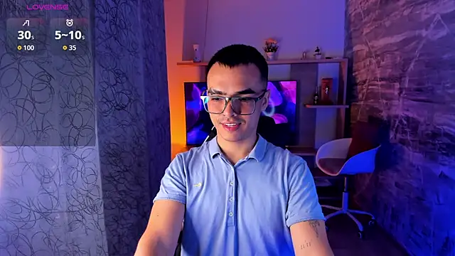 NicoKinggs  online show from April 13, 1:23 pm