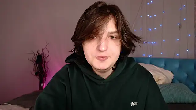 delalex online show from March 25, 10:14 pm