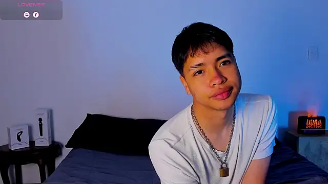 Lee Colee online show from April 28, 3:11 am