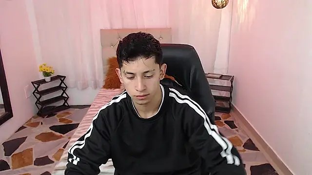 Kei 23 online show from April 1, 12:07 pm