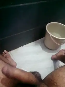 desilund0230 online show from March 23, 6:19 am