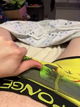 thiago 16v online show from March 24, 11:52 pm