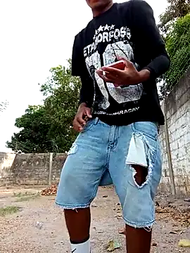 spittingpig1 online show from March 22, 12:32 pm