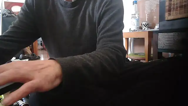 Thomate24 online show from March 18, 1:47 pm