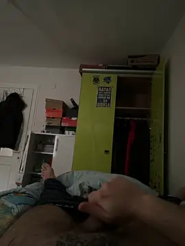 kickstar01 online show from March 15, 12:45 pm