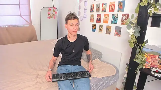 Shadow blink online show from March 19, 12:30 pm