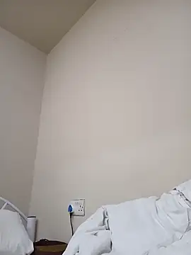 trkk9715 online show from March 19, 10:35 pm