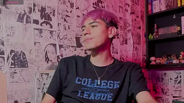 Mikey TR online show from March 28, 4:13 am