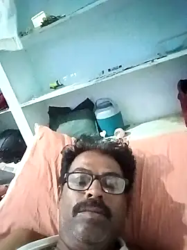 DKD-DARLING online show from March 31, 10:22 pm