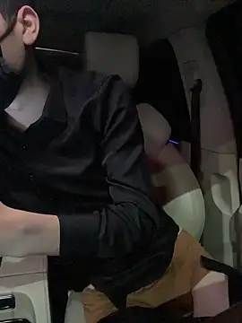 klcm002 online show from April 4, 2:25 pm