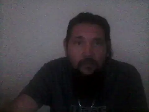 madviking0102 online show from April 4, 1:19 pm