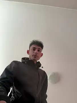  online show from April 6, 4:30 pm