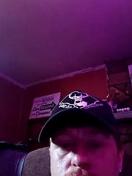 lillighter online show from April 8, 8:28 pm