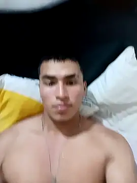 estivenhot online show from April 10, 2:29 am