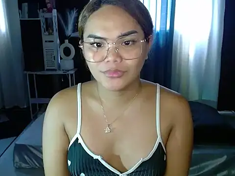 Kylie mortel online show from April 10, 2:18 am