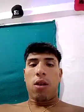 HotAxelBadboy1 online show from April 10, 8:43 am