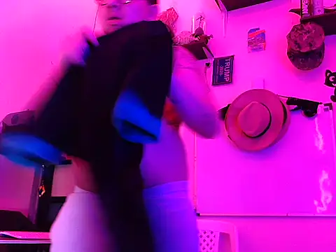 PadreLeche online show from April 11, 10:02 pm