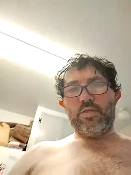 jasonskinner77 online show from April 11, 8:18 am