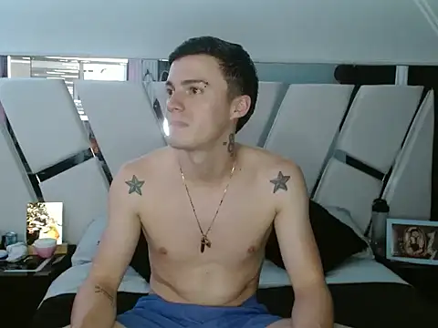 eferastrpc online show from April 19, 1:38 am