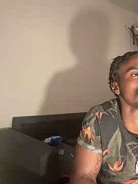 mrhardbody   online show from April 28, 6:18 am