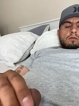 lameraverga25 online show from April 16, 9:50 pm