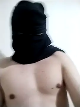 mascarad1111 online show from April 22, 7:24 am