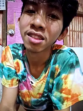 reynaldzzz online show from April 25, 6:38 pm