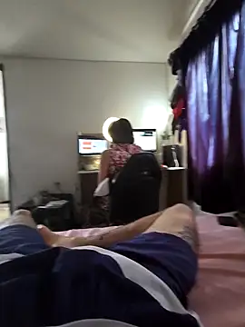 Juanitocllr online show from April 28, 8:24 pm