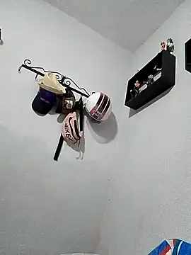 Sjksns online show from April 9, 8:15 pm