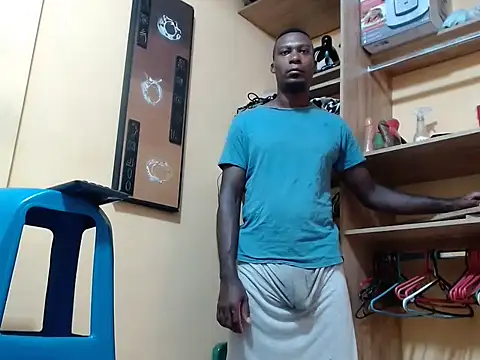 kurtbigcock online show from April 12, 5:47 pm