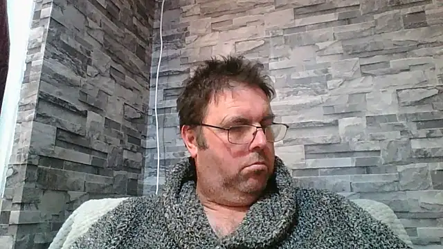 Snapshot of WOOLYMARK2507 chatting on December 11, 5:10 pm WOOLYMARK2507 online show from December 11, 5:10 pm