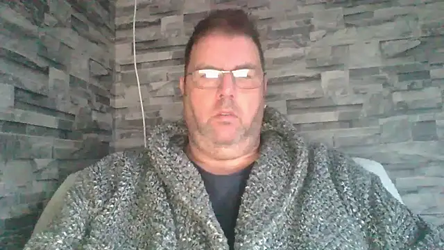 Snapshot of WOOLYMARK2507 chatting on January 3, 8:54 am WOOLYMARK2507 online show from January 3, 8:54 am