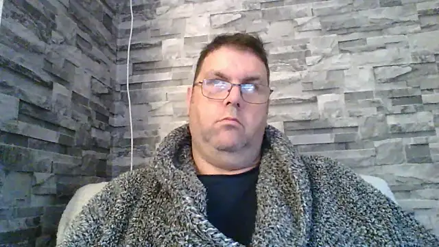 Snapshot of WOOLYMARK2507 chatting on December 28, 3:27 pm WOOLYMARK2507 online show from December 28, 3:27 pm