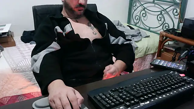 Italian dark desire online show from December 1, 10:35 pm