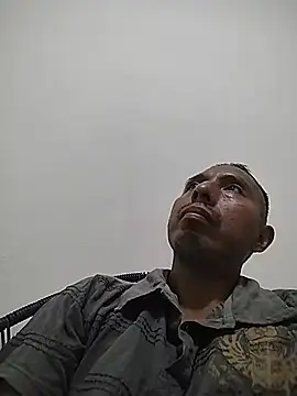 desnudo Sexoxo online show from April 16, 1:49 am