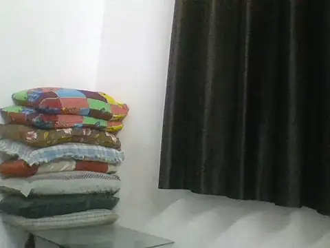 dhruv7878 online show from October 1, 4:11 pm