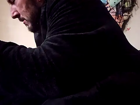 UncutHammer69 online show from January 10, 8:44 pm