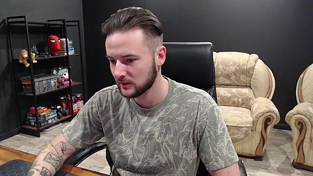 MihasikD online show from December 15, 8:55 am