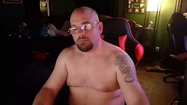 Hunter Largoxh online show from March 11, 12:39 am