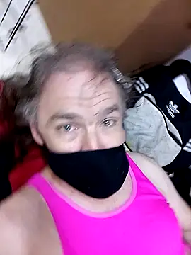 Snapshot of Valarie83 chatting on February 24, 12:26 pm Valarie83 online show from February 24, 12:26 pm