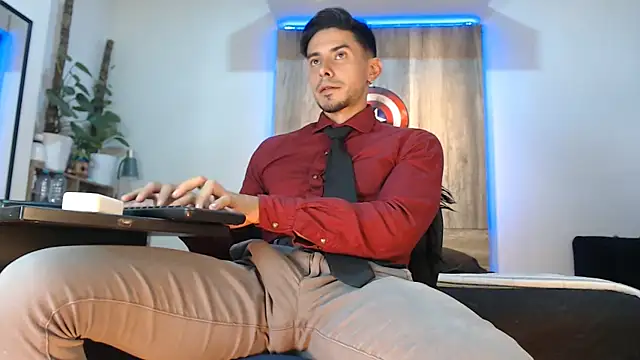 Andrew 4  online show from April 19, 7:19 am