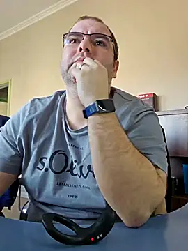 Andrew1900529 online show from February 20, 8:17 am