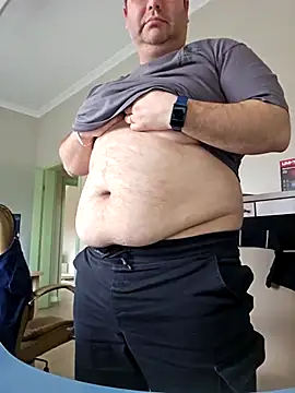 Andrew1900529 online show from February 14, 9:45 am