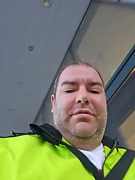 Andrew1900529 online show from October 2, 5:22 am