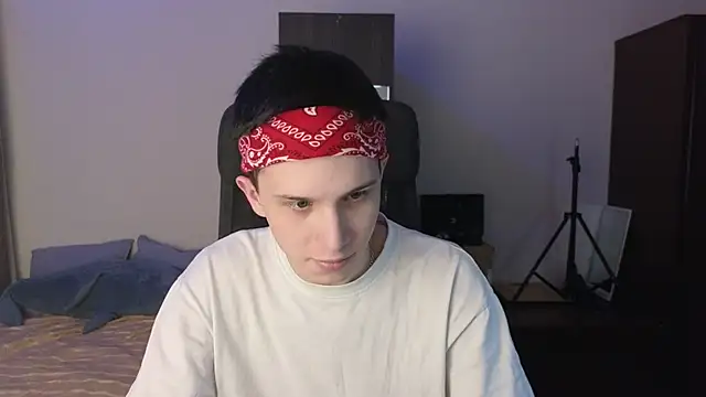 arlekincrop online show from March 10, 6:25 pm