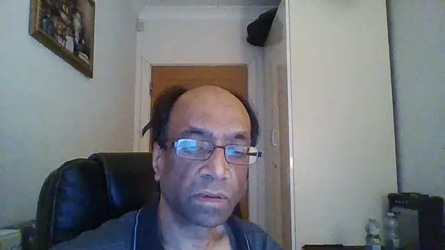 Snapshot of rauncher1 chatting on January 15, 9:35 am rauncher1 online show from January 15, 9:35 am