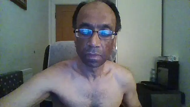 rauncher1 online show from October 27, 4:53 pm