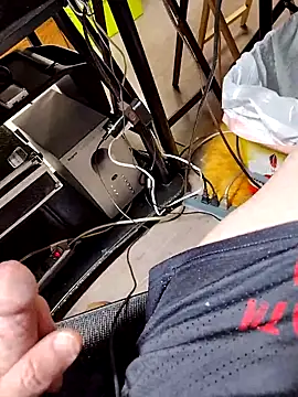 jjdirty6996 online show from December 15, 5:59 am