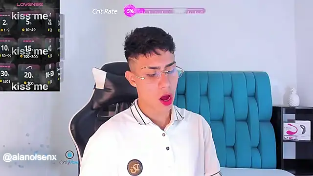 Snapshot of AlanNaughty chatting on March 8, 8:13 pm AlanNaughty online show from March 8, 8:13 pm